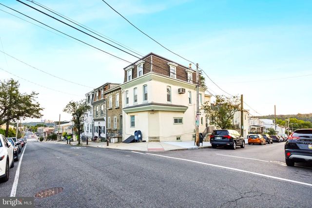 4134 MANAYUNK AVE, Philadelphia, PA 19128