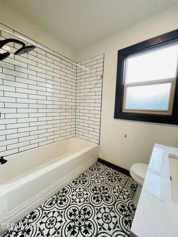 1210 MESITA Drive, El Paso, TX 79902