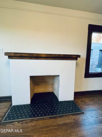 1210 MESITA Drive, El Paso, TX 79902