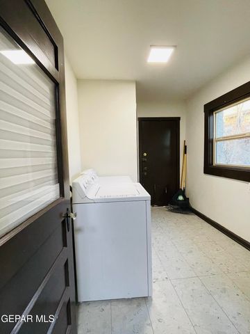 1210 MESITA Drive, El Paso, TX 79902