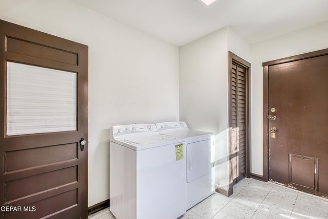 1210 MESITA Drive, El Paso, TX 79902