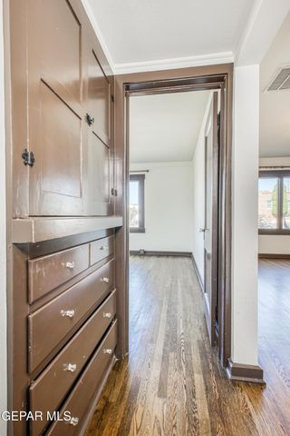 1210 MESITA Drive, El Paso, TX 79902