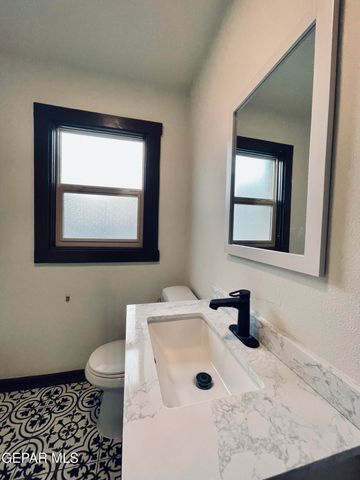 1210 MESITA Drive, El Paso, TX 79902