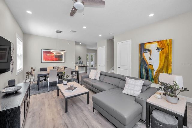 112 W SLIGH AVENUE, Tampa, FL 33604