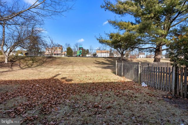 562 ATWOOD CT, Newtown, PA 18940