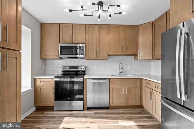 562 ATWOOD CT, Newtown, PA 18940