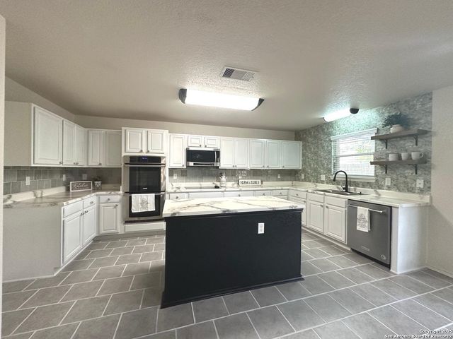 8111 Academic Post, San Antonio, TX 78250