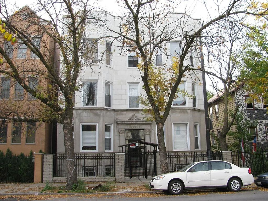 2114 N California Avenue 3, Chicago, IL 60647