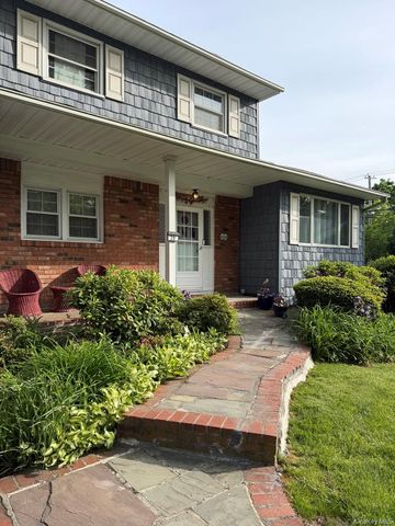 26 Eldorado Drive, East Northport, NY 11731