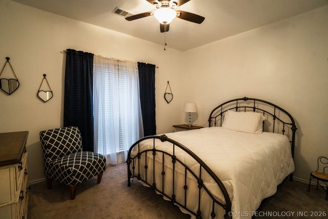 25296 S Valley Drive, Claremore, OK 74019