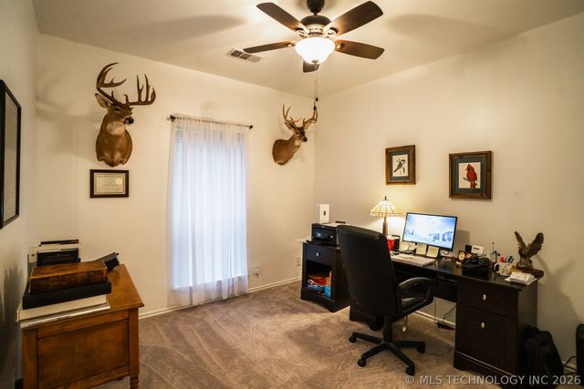 25296 S Valley Drive, Claremore, OK 74019