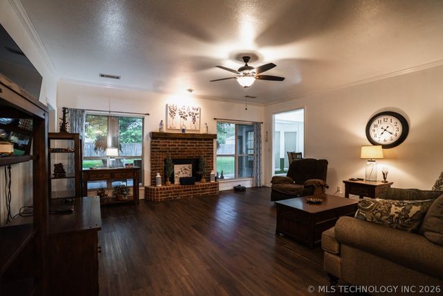 25296 S Valley Drive, Claremore, OK 74019