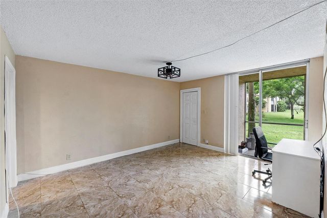 3141 NW 47th Terrace 130, Lauderdale Lakes, FL 33319