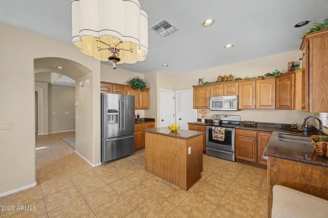 2567 E REMINGTON Place, Chandler, AZ 85286