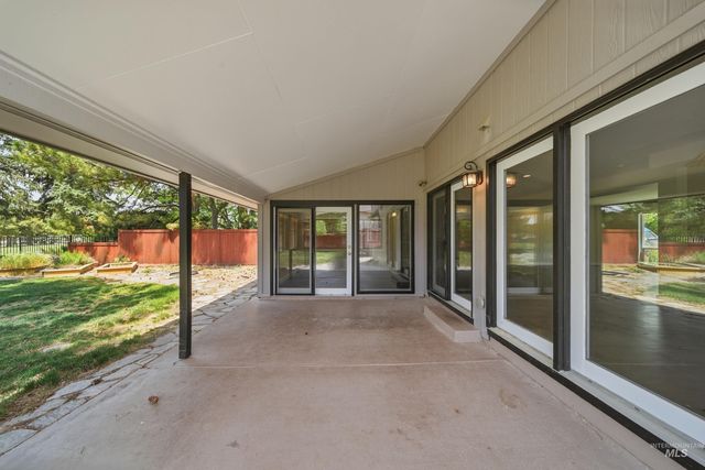 723 N Spyglass Way, Eagle, ID 83616