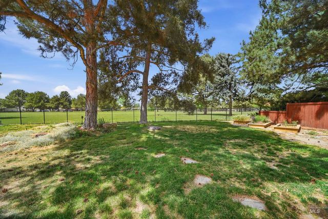 723 N Spyglass Way, Eagle, ID 83616