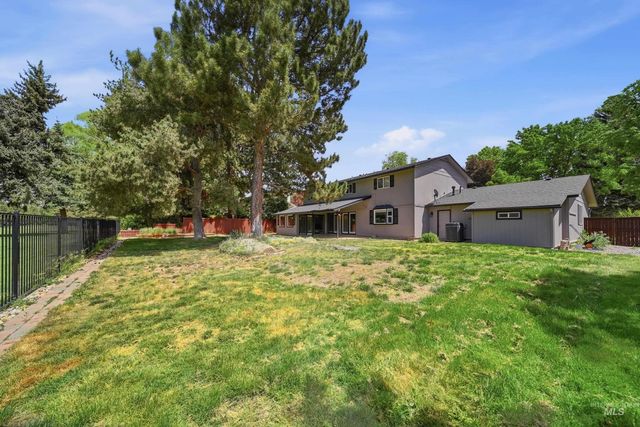 723 N Spyglass Way, Eagle, ID 83616