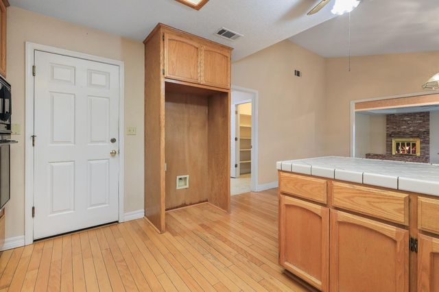 401 N Lower Sacramento Rd, Lodi, CA 95242