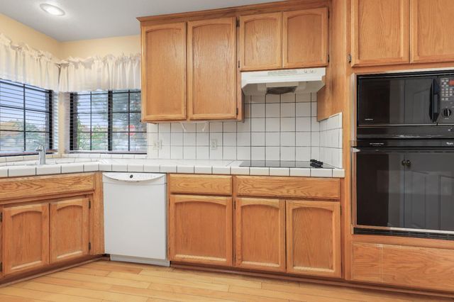 401 N Lower Sacramento Rd, Lodi, CA 95242