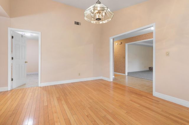 401 N Lower Sacramento Rd, Lodi, CA 95242