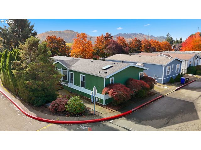 1949 Se PALMQUIST Rd 32, Gresham, OR 97080
