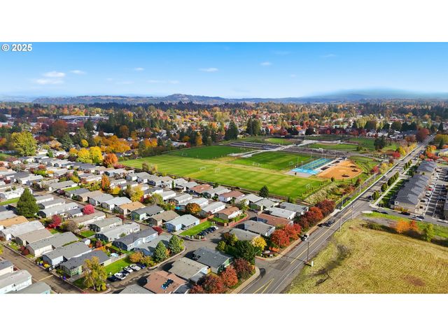 1949 Se PALMQUIST Rd 32, Gresham, OR 97080