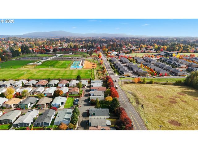 1949 Se PALMQUIST Rd 32, Gresham, OR 97080