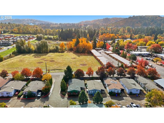 1949 Se PALMQUIST Rd 32, Gresham, OR 97080