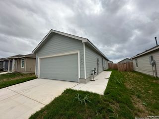 7260 Pasture Run, San Antonio, TX 78252