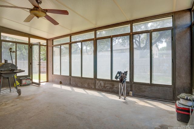 2806 Redriver, San Antonio, TX 78259