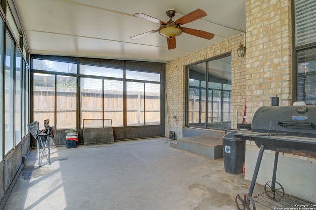 2806 Redriver, San Antonio, TX 78259