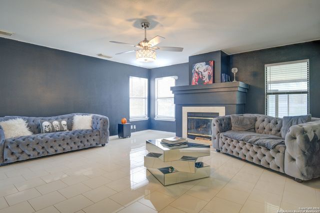 2806 Redriver, San Antonio, TX 78259
