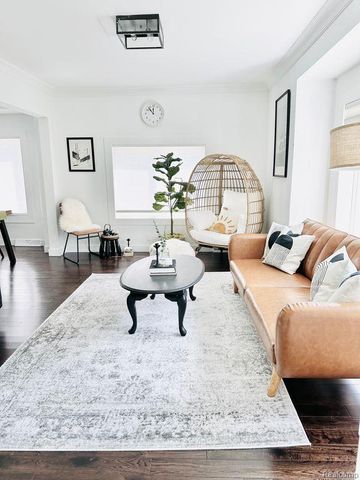 16244 Kirkshire Avenue, Beverly Hills, MI 48025