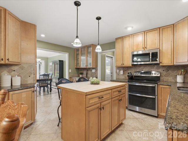1938 Candlewick Drive, Fort Mill, SC 29715