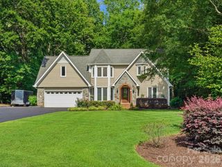 1938 Candlewick Drive, Fort Mill, SC 29715