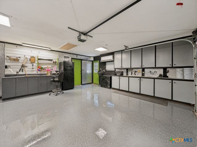 1933 Squire Circle, New Braunfels, TX 78130