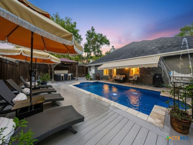 1933 Squire Circle, New Braunfels, TX 78130