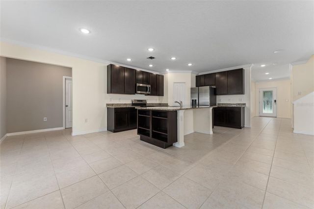 4331 WAYNE ROAD, Fruitland Park, FL 34731