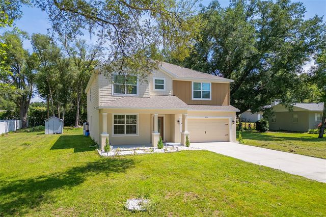 4331 WAYNE ROAD, Fruitland Park, FL 34731