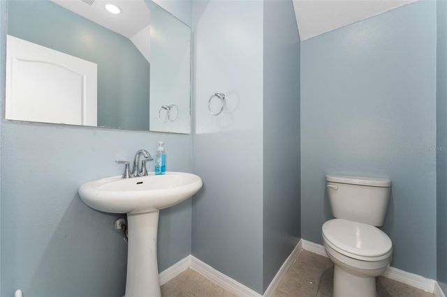 4331 WAYNE ROAD, Fruitland Park, FL 34731
