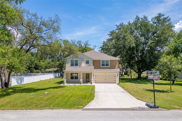 4331 WAYNE ROAD, Fruitland Park, FL 34731