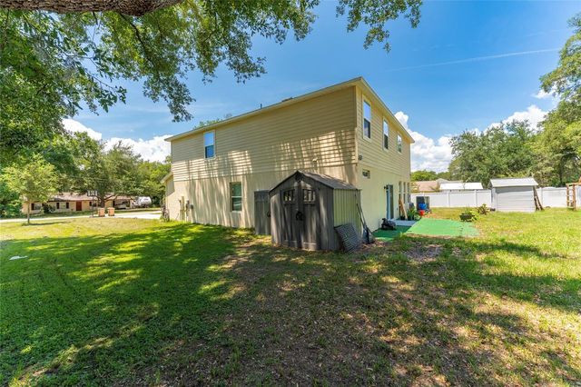 4331 WAYNE ROAD, Fruitland Park, FL 34731
