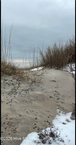1404 N Shore Drive, Surf City, NC 28445
