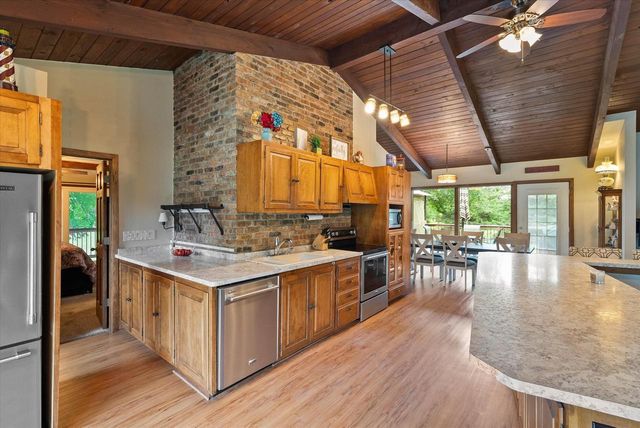 5790 Schneider COURT, West Bend, WI 53095