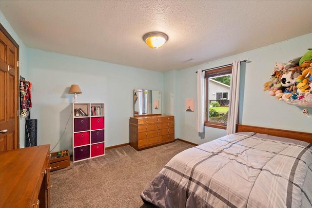 5790 Schneider COURT, West Bend, WI 53095
