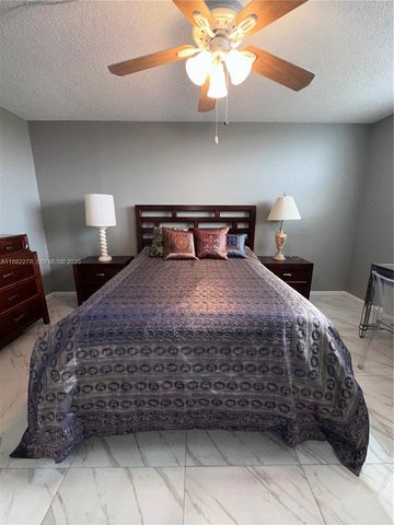 2800 Somerset Drive 403J, Lauderdale Lakes, FL 33311