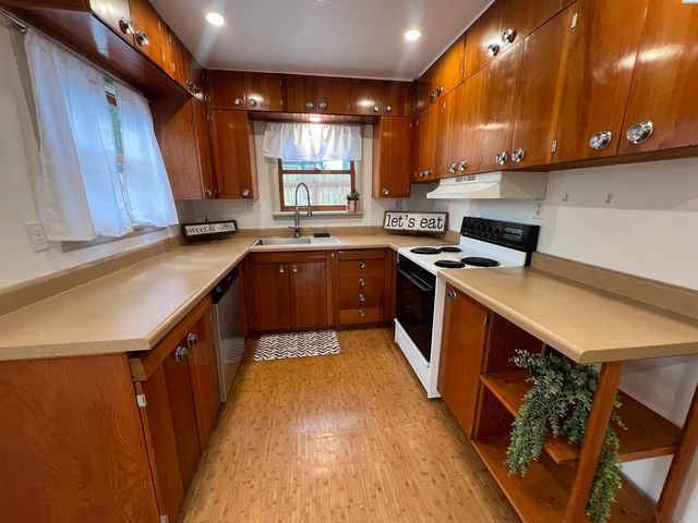 312 NW Harrison St, Pullman, WA 99163