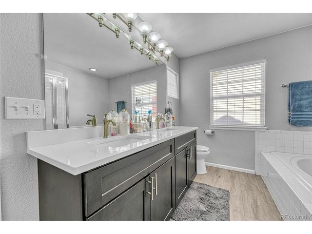 7354 S Memphis St, Aurora, CO 80016