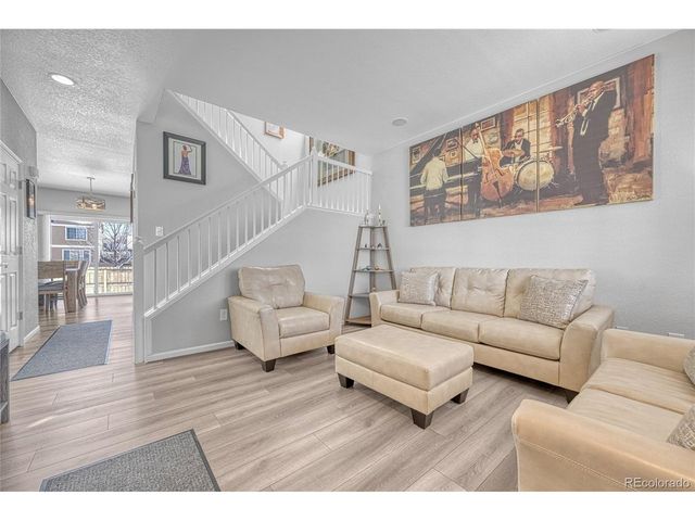 7354 S Memphis St, Aurora, CO 80016