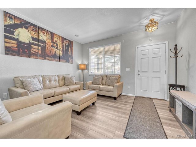 7354 S Memphis St, Aurora, CO 80016